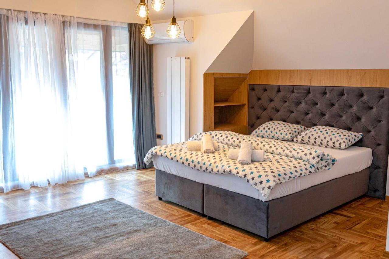 City Escape Luxury Villa Zuce エクステリア 写真