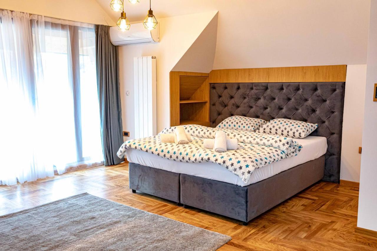City Escape Luxury Villa Zuce エクステリア 写真
