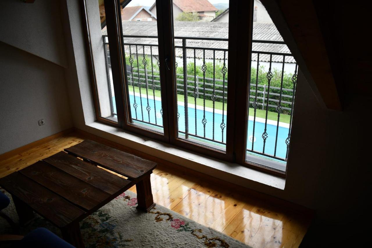 City Escape Luxury Villa Zuce エクステリア 写真