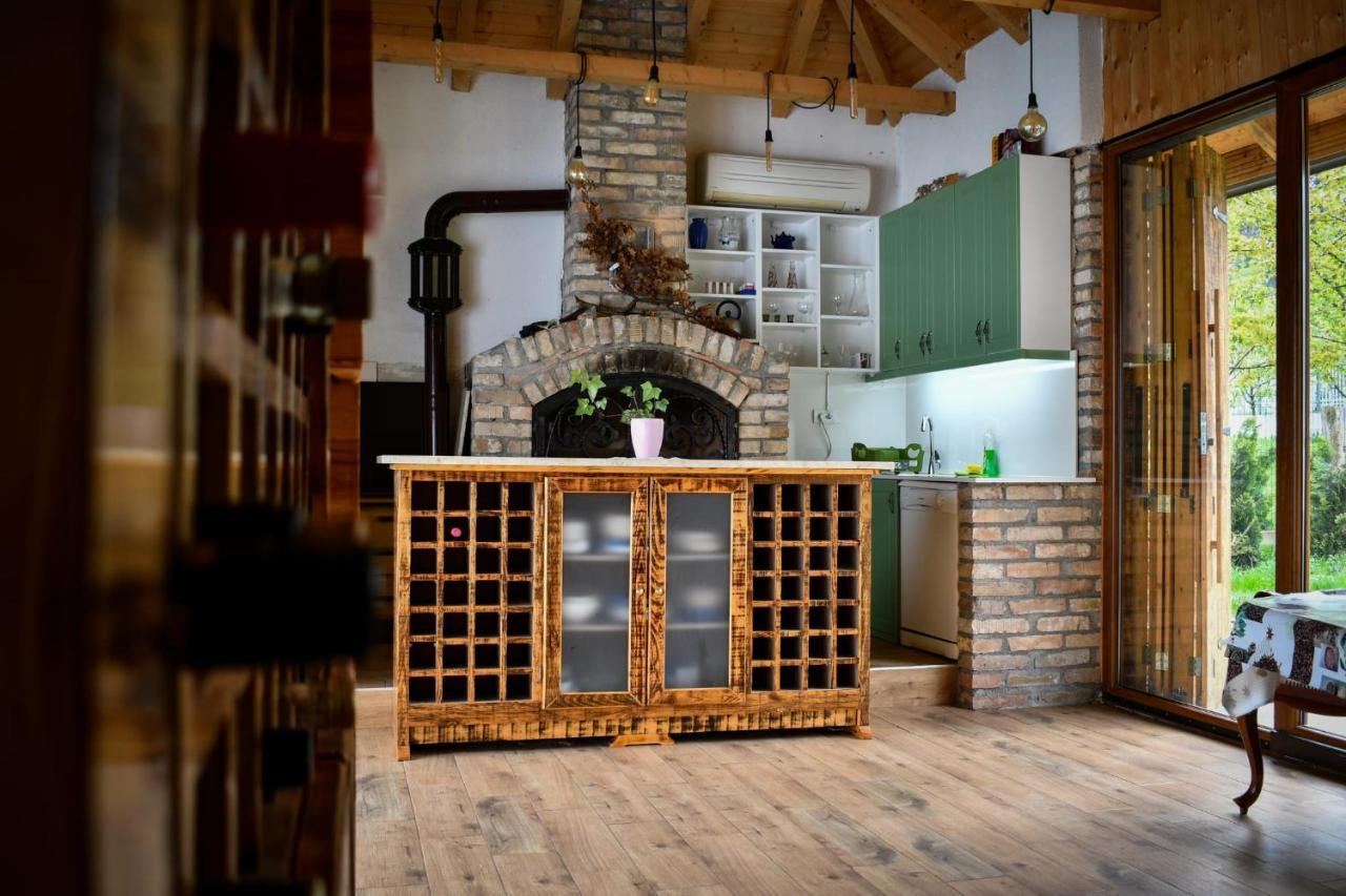 City Escape Luxury Villa Zuce エクステリア 写真